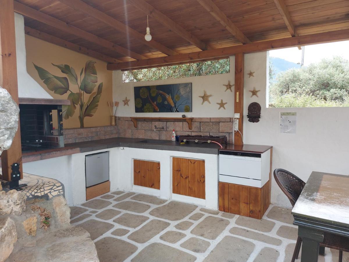 Varias Art House Kallirakhi Exterior photo