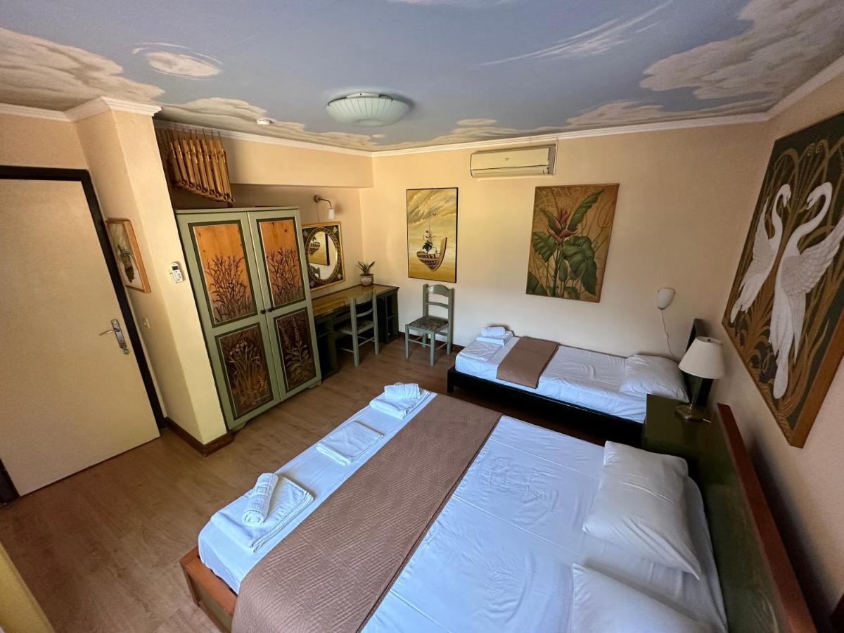 Varias Art House Kallirakhi Exterior photo